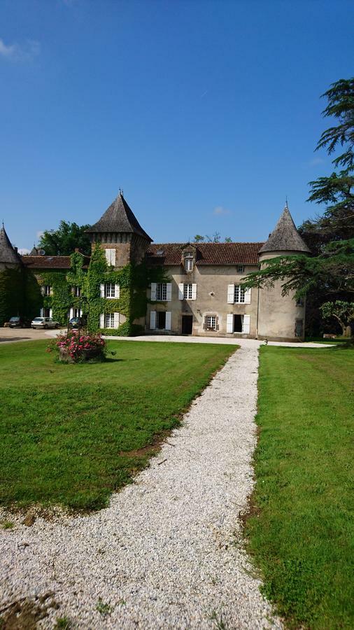 Bed and Breakfast Pierre Deluen Domaine De La Grange De Quaire Chassenon Екстер'єр фото